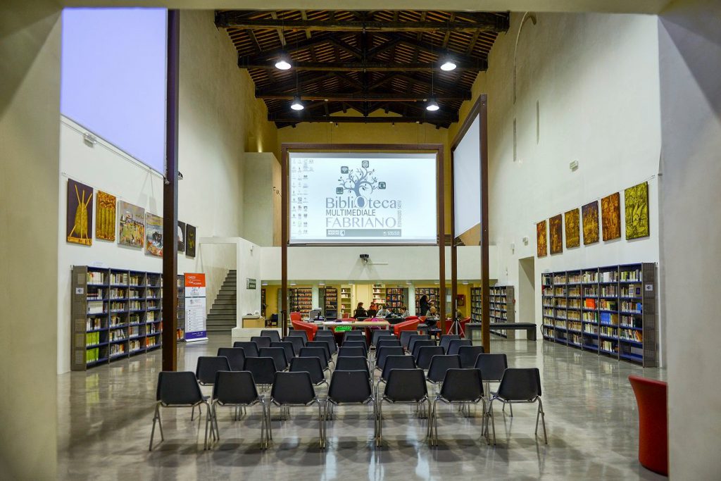 La biblioteca "Romualdo Sassi"