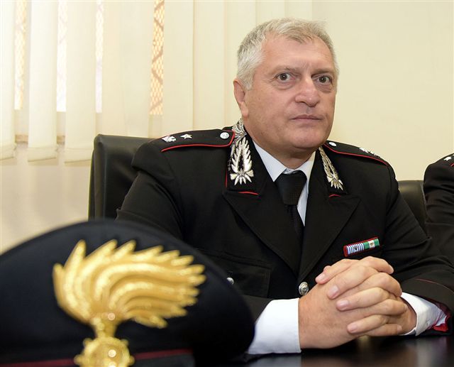 Il maggiore Benedetto Iurlaro, comandante della Compagnia Carabinieri di Jesi, ha rinforzato i controlli sul territorio per contrastare i reati contro il patrimonio
