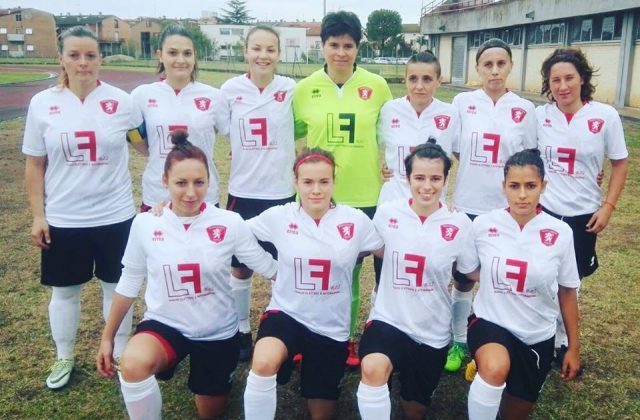 Una formazione della Jesina Calcio femminile