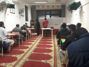 Lezione d'italiano al centro culturale islamico Al Huda di Jesi