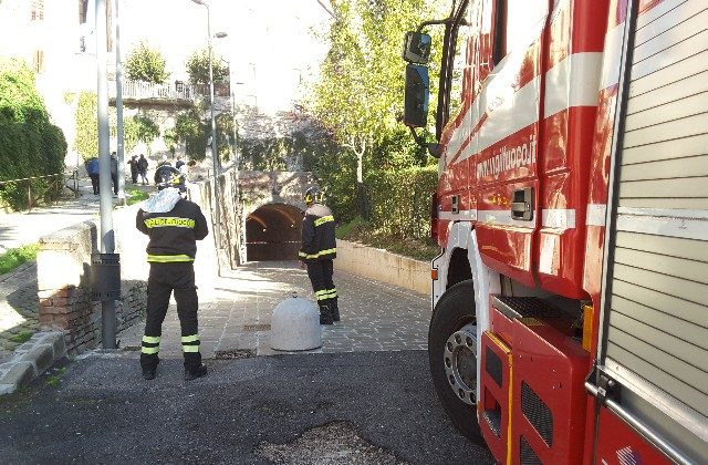 Falconara, distaccamento dei vigili del fuoco in aeroporto a rischio chiusura, il comune di Jesi invoca un ripensamento