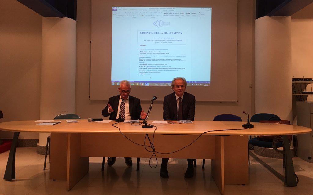 Michele Caporossi (a sx) e Sauro Longhi alla presentazione del bilancio sociale