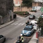 La polizia in via XXV Aprile ad Ancona