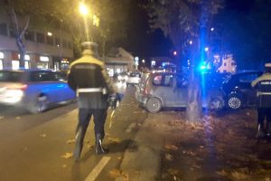 La Polizia Locale durante i rilievi La Polizia Locale durante i rilievi