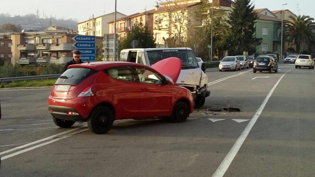 Il luogo dell'incidente tra la Lancia Y e il pulmino