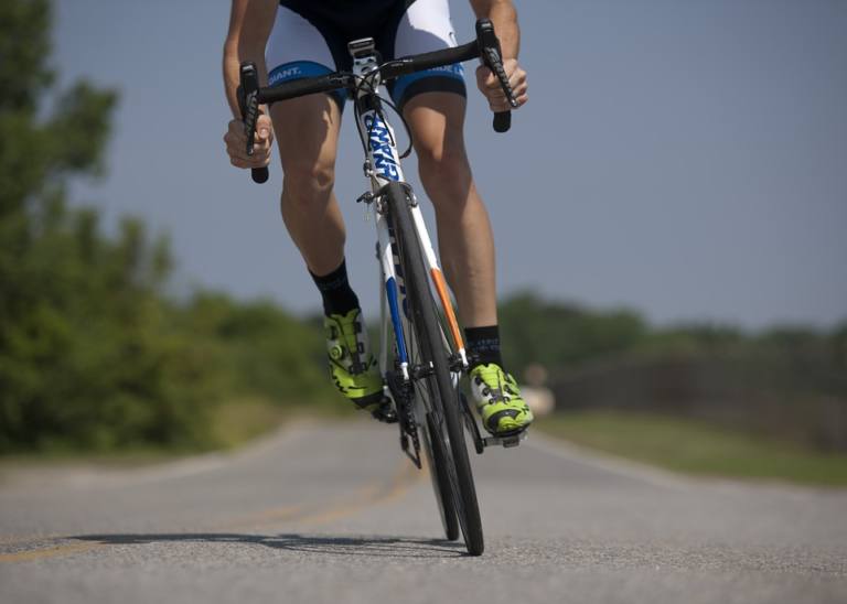 ciclismo, ciclisti, bicicletta