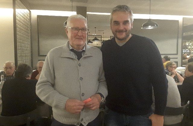 Il presidente dell'Associazione Quadrifoglio, Claudio Ruggeri, con il sindaco Gabriele Santarelli