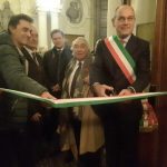 Taglio del nastro con il sindaco Massimo Bacci, Moreno Pieroni, Luca Butini, Peter Aufreitzer, Gennaro Pieralisi