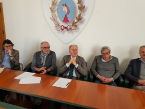 La conferenza stampa di presentazione dei lavori alle scogliere di Falconara