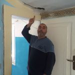 Una parte del soffitto crollata