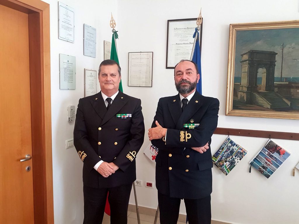 Da sinistra il contrammiraglio Francesco Saverio Ferrara e il contrammiraglio Enrico Moretti
