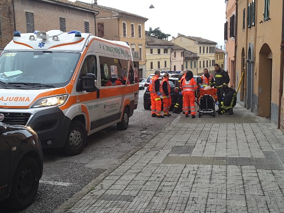 Socorso a persona in via Roma