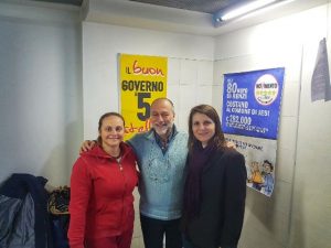 La consigliera comunale del M5S Jesi, Claudia Lancioni, il senatore Mauro Coltorti e la consigliera regionale Romina Pergolesi