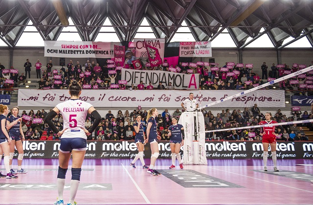 I tifosi della Lardini anche ieri al fianco della squadra