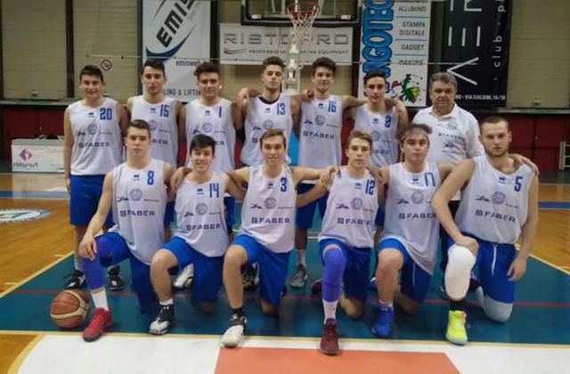 La formazione Under 18 della Basket School Fabriano allenata da Fabio Panzini