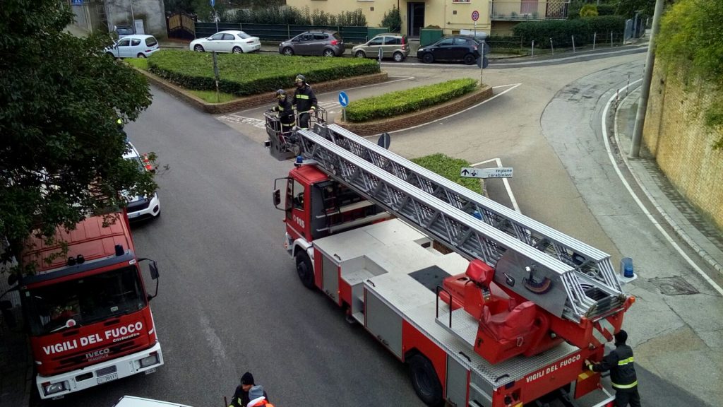 I vigili del fuoco al ponte del Pincio Ancona