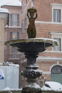 La fontana della Pupa (foto Paolo Mengoni)