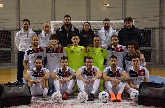 La formazione del Cerreto calcio a 5 impegnata nel campionato di serie C2 nella stagione 2017/18