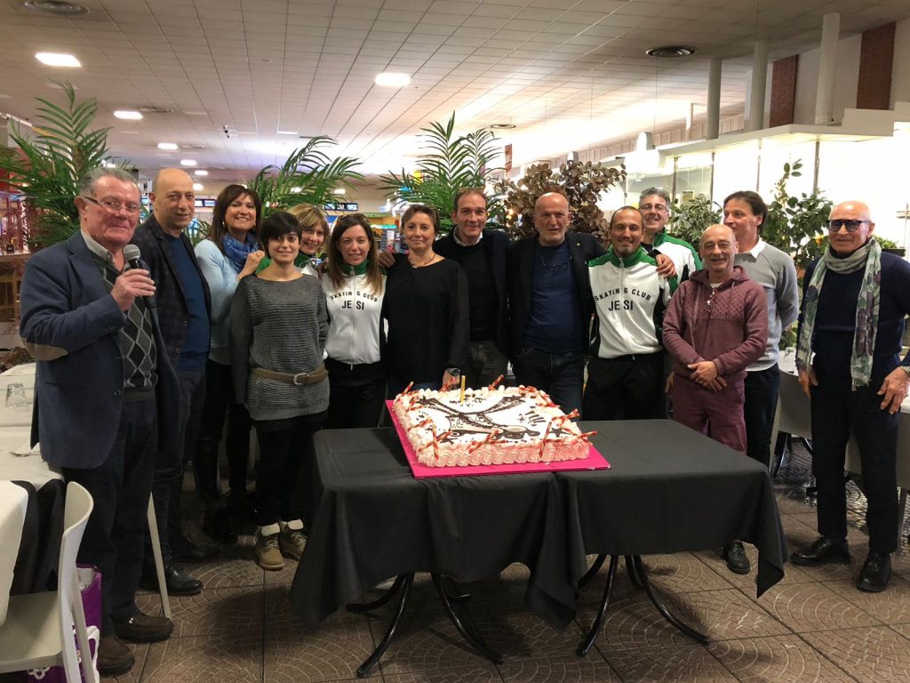 La "squadra" di società e tecnici dello Skating Club al via della stagione 2018.