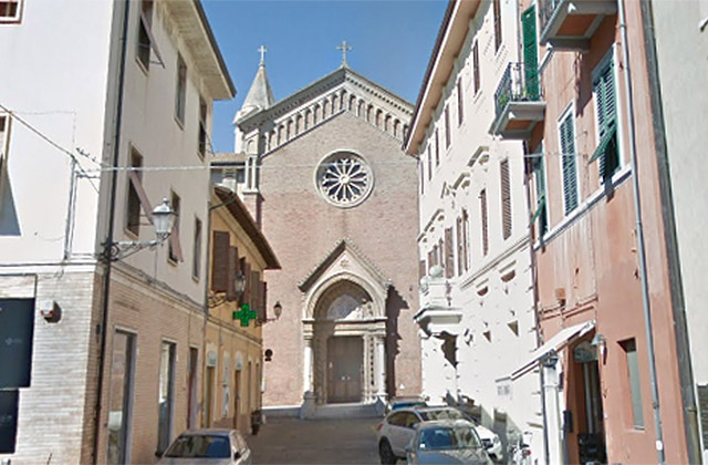 La chiesa della beata vergine Maria Immacolata, in via Fratelli Bandiera a Senigallia