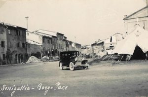 Senigallia: il Borgo Pace dopo il terremoto del 1930