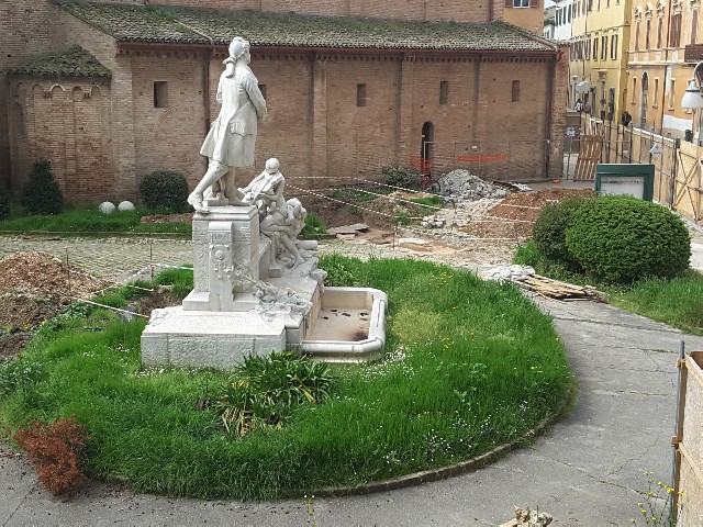 Piazza Pergolesi