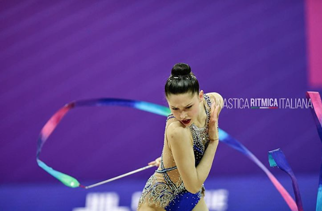 Milena Baldassarri durante la finale con il Nastro (foto Ginnastica Ritmica Italiana)