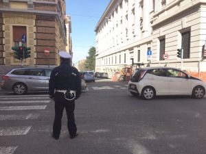 Il traffico in via Giannelli