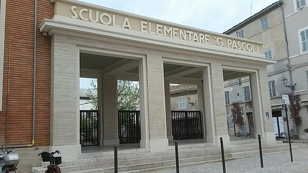 L'istituto dove ha sede la scuola per l'infanzia "Piazza Saffi"