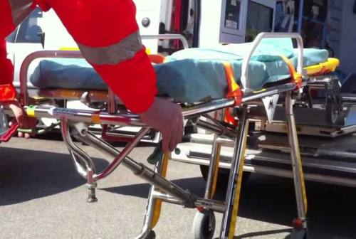 Tre moto coinvolte in un incidente in Francia: muore una donna di San Severino. La sindaca: «Siamo sgomenti»
