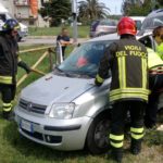 L'intervento dei vigili del fuoco durante l'incidente del 2 maggio scorso al parco giochi tra le vie Manzoni e Fregosi