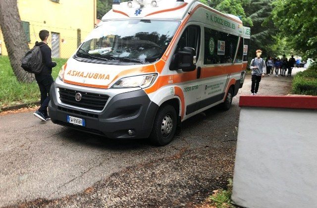 ambulanza a scuola