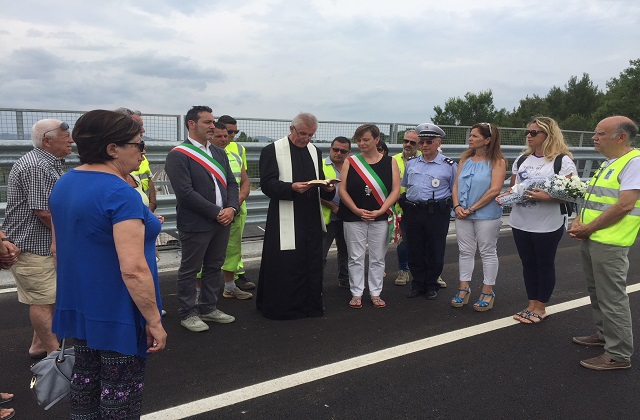 Castelfidardo, aperto al transito il nuovo ponte sull’A14