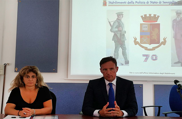 La presentazione dell'intitolazione dei giardini di via Rovereto, a Senigallia, agli Stabilimenti della Polizia di Stato