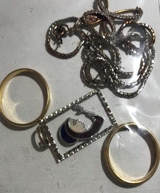 I gioielli di Emma Grilli recuperati dai carabinieri