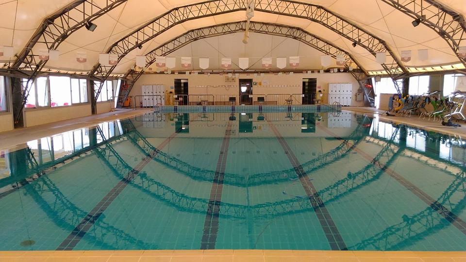 La piscina comunale di Jesi (foto presa dalla pagina Facebook della società Nuova Sportiva