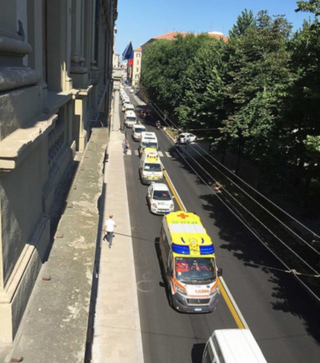 Piazza Cavour davanti alla sede del Consiglio regionale