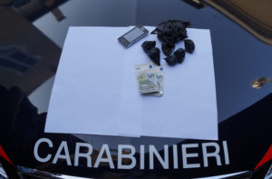 La droga sequestrata dai Carabinieri di Senigallia