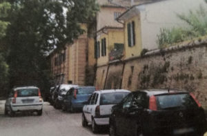 I parcheggi nell'area dell'ex pesa pubblica di Senigallia