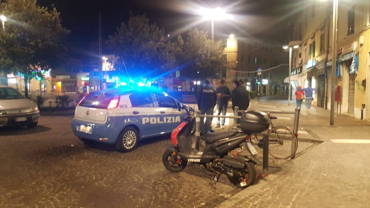 La polizia al Piano di Ancona (foto di repertorio)