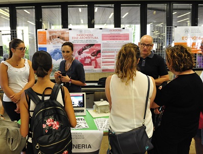 Un momento degli incontri formativi promossi dalla Politecnica delle Marche