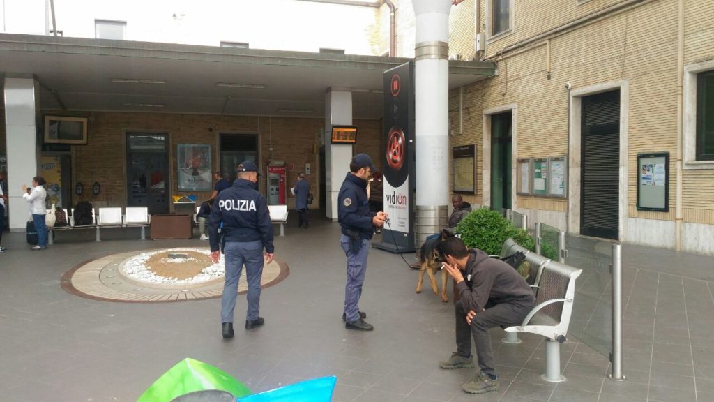 Controlli della polizia ad Ancona