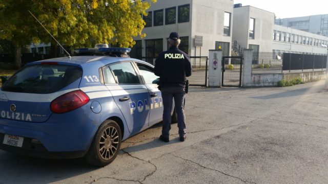 polizia Senigallia La polizia durante i controlli