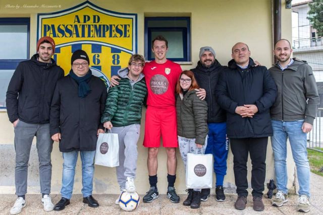 La presentazione delle nuove maglie della Passatempese con il logo Frolla (foto di Alessandro Mezzanotte)