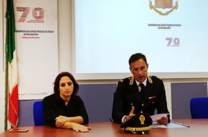 Il direttore degli Stabilimenti della Polizia di Stato Giuseppe Tranzillo e la dirigente Mabj Bosco