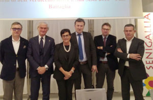 Gli intervenuti alla presentazione a Senigallia della guida Slow Wine 2019