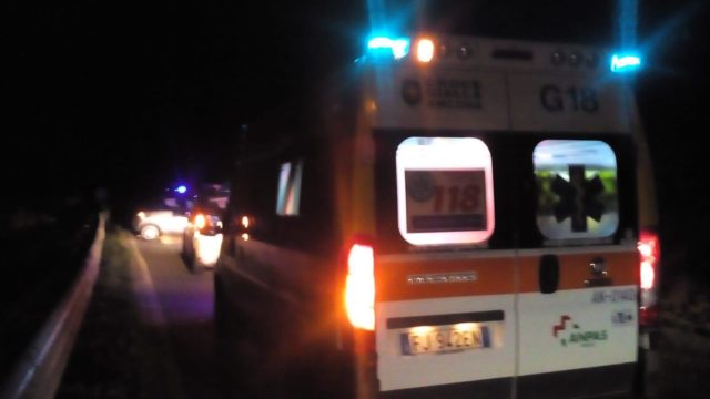 La Croce Gialla sul luogo del fuori strada