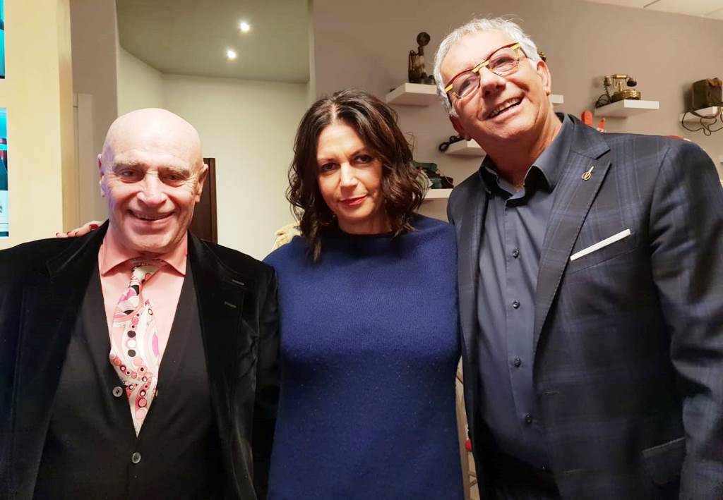 Da sinistra, Edoardo Vianello, Monica Bisio, presidente del Lions Club di Fabriano e Paolo Notari