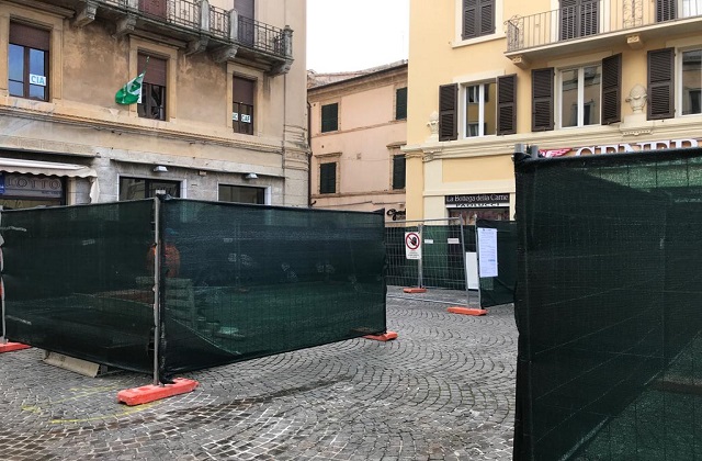 Il cantiere in centro a Osimo