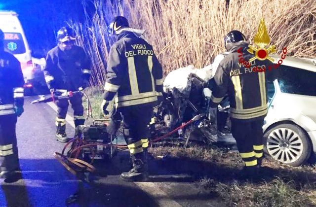 I soccorsi sul luogo della tragedia